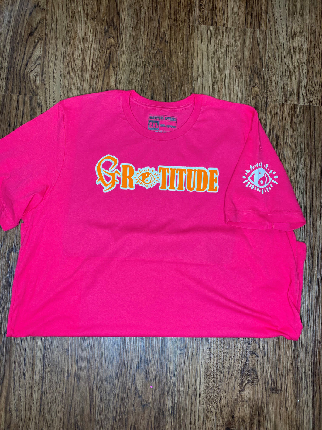 FUSCIA COLORED TEE: ORANGE/WHITE GRATITUDE